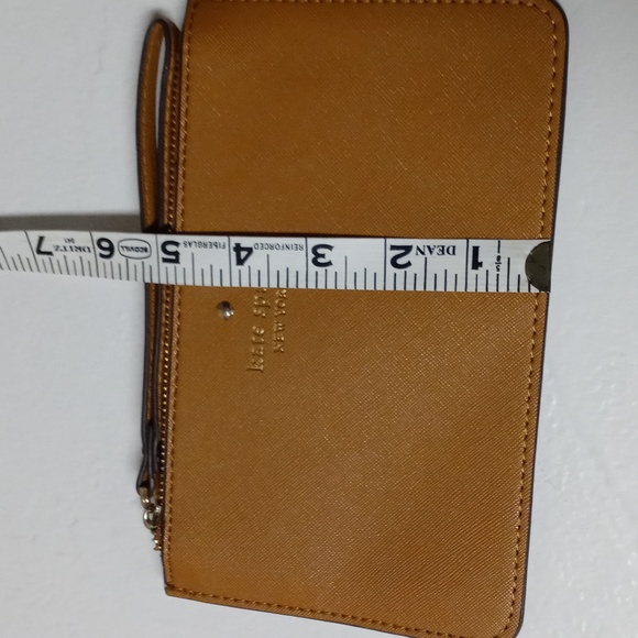 Kate Spade New York Wristlet Staci - Picture 6 of 8